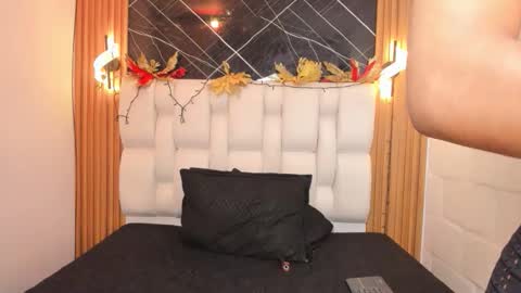 ali_dl online show from December 16, 10:26 pm