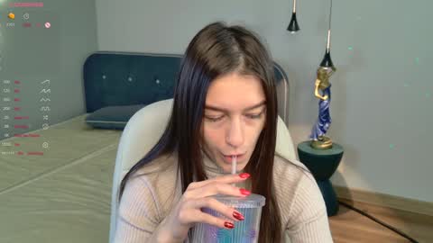 your Alice online show from December 13, 9:51 pm