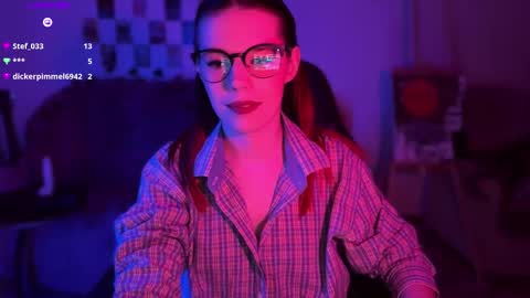 Alice online show from November 25, 11:05 pm