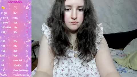 Alice online show from September 25, 3:55 pm