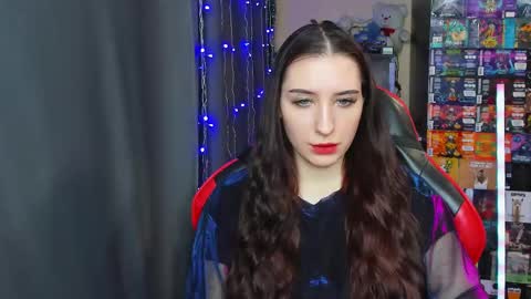 Snapshot of alice_bailey chatting on February 21, 4:05 pm Alice online show from February 21, 4:05 pm