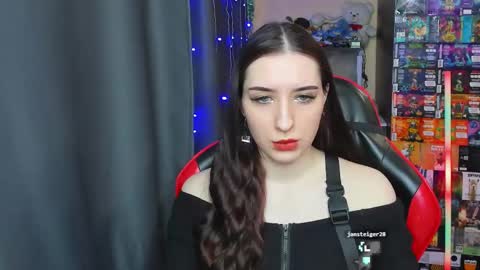 Snapshot of alice_bailey chatting on March 4, 12:22 pm Alice online show from March 4, 12:22 pm