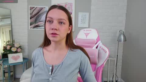 Alice in Wonderland  online show from March 1, 5:09 am