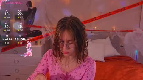 Alice online show from October 26, 2:51 am