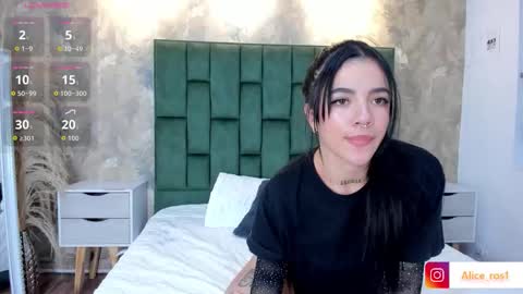 Alice  online show from March 7, 3:46 am