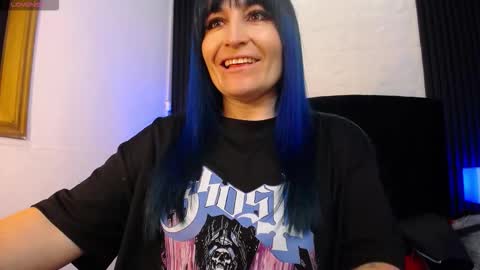 Snapshot of alice_sweetmomma chatting on September 11, 8:42 pm Alice online show from September 11, 8:42 pm