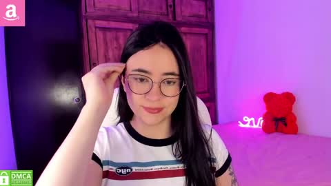 Aliceee  ..   97YP9VWGZHrefnav wishlist lists 1 online show from April 8, 11:07 pm