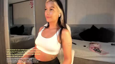 alicee_clark_ online show from February 23, 11:09 am