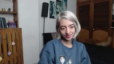 alicee_logan_ online show from February 25, 3:27 am