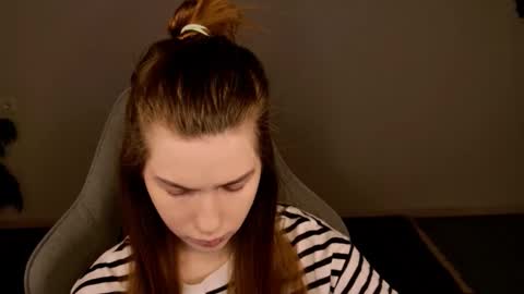 Alice online show from December 14, 5:13 am