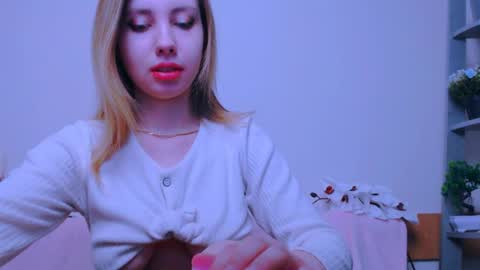 Alice online show from April 10, 11:27 am