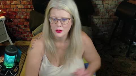 Alices Curiosity online show from January 19, 7:15 pm