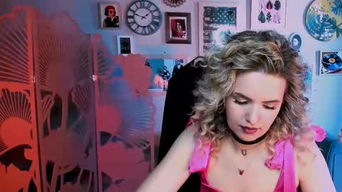 alicesmite online show from June 9, 1:10 pm