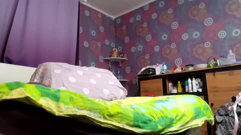 alicewetsquirt online show from March 7, 8:22 pm