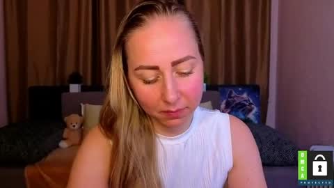 Alice online show from April 3, 1:42 pm