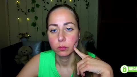 Alice online show from April 8, 11:34 am