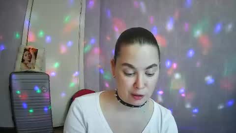 AlicexFresh online show from April 20, 11:57 am