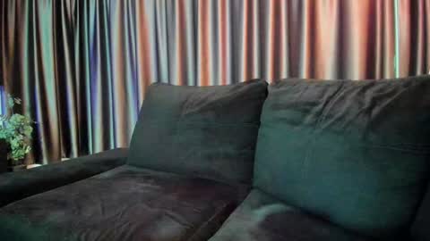 Snapshot of alicexsquirt chatting on January 23, 9:18 am Alice online show from January 23, 9:18 am