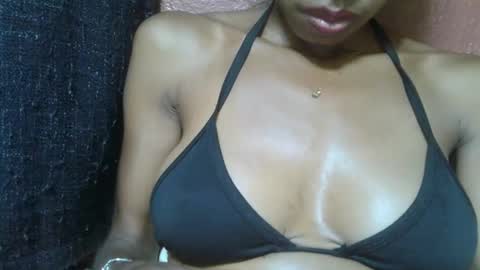 alicia253177 online show from March 11, 6:19 pm