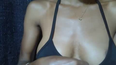 alicia253177 online show from March 10, 2:26 pm