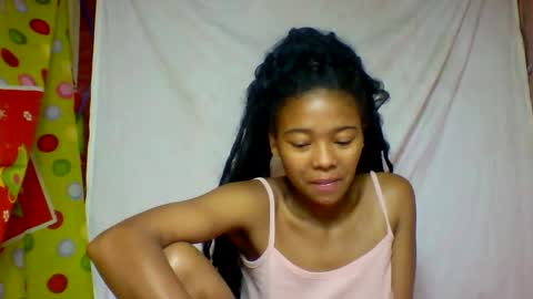 alicia9794 online show from May 8, 6:43 pm