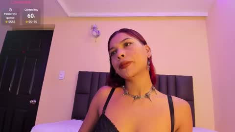 Snapshot of alicia_carr chatting on February 25, 8:11 pm Alicia online show from February 25, 8:11 pm