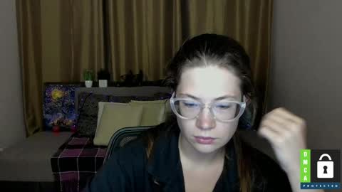 Alicia online show from September 27, 6:15 pm