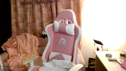 ALICIA  online show from December 14, 6:24 am