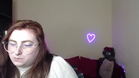 Alicia online show from April 10, 6:52 am