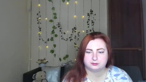 Alicia online show from April 18, 11:24 am