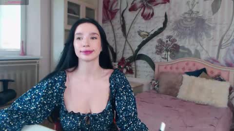 Veronica online show from October 22, 12:10 pm