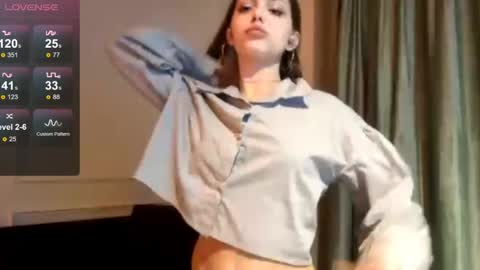 Alice online show from April 18, 6:32 pm