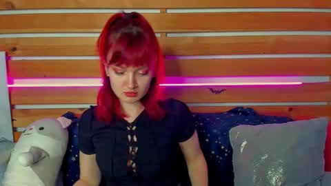 aliciawiliss online show from January 15, 7:03 am