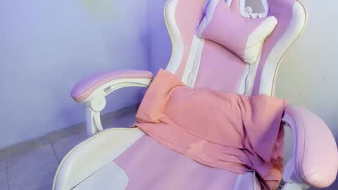 ana online show from October 1, 9:47 am