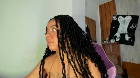 alika online show from December 19, 5:38 pm