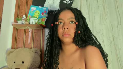 alika online show from December 20, 5:39 pm