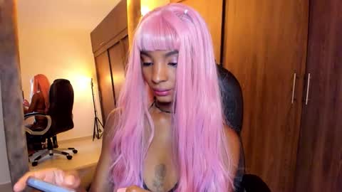 IG Alik nasso    online show from November 15, 7:04 pm