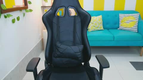 alina09_ online show from April 8, 6:32 pm