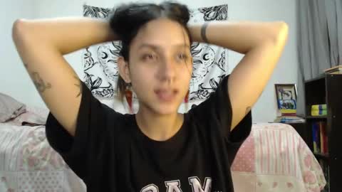 Snapshot of alinawoolf_ chatting on January 28, 5:00 am  Ali  online show from January 28, 5:00 am