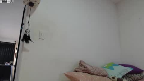  Ali  online show from November 26, 7:04 pm