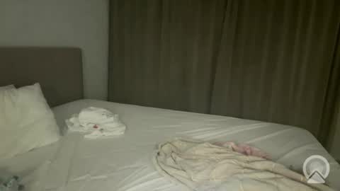 Snapshot of aliniasky chatting on October 6, 9:30 pm Aliniasky online show from October 6, 9:30 pm