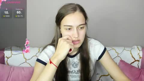 alisa__kelly online show from October 6, 1:33 am