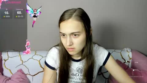 alisa__kelly online show from October 3, 1:11 am