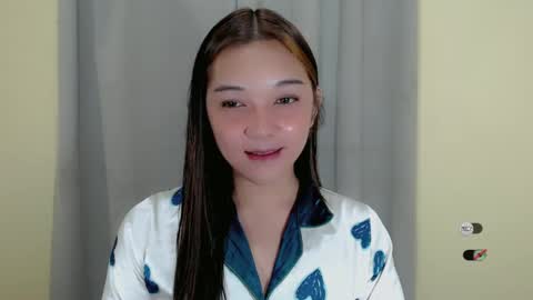 Shanti xhey online show from February 8, 4:14 pm