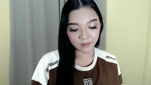 Shanti xhey online show from March 11, 8:30 am