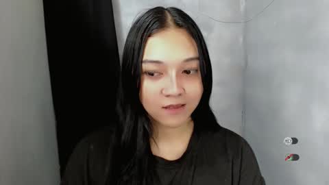 Shanti xhey online show from October 19, 12:18 pm