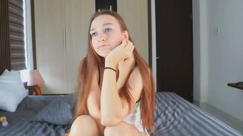 Alice                                   Fansly Alisa01 online show from April 9, 2:47 am