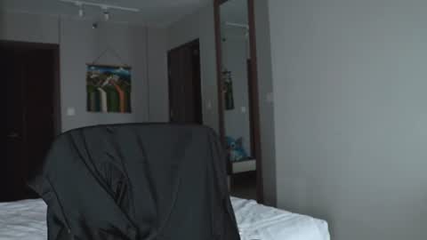 Alice                                   Fansly Alisa01 online show from August 1, 2:57 am