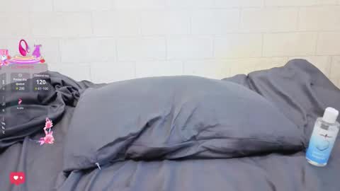 alisawyn online show from October 18, 10:29 am