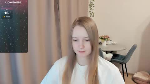 Alya online show from December 19, 4:54 pm